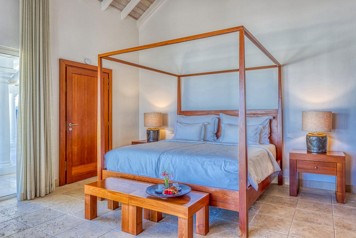 37-PetitePlage5-Bedroom4_A louer villa Grand Case Saint Martin